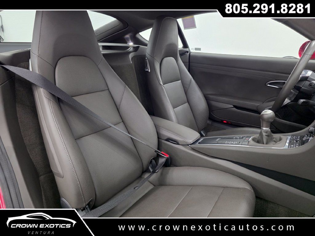 Used 2024 Porsche 718 Cayman RWD image 12