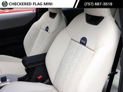 Used 2025 MINI Cooper S image 21