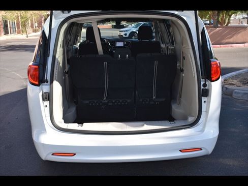 Used 2022 Chrysler Voyager LX w/ Fleet Security Group FWD image 21