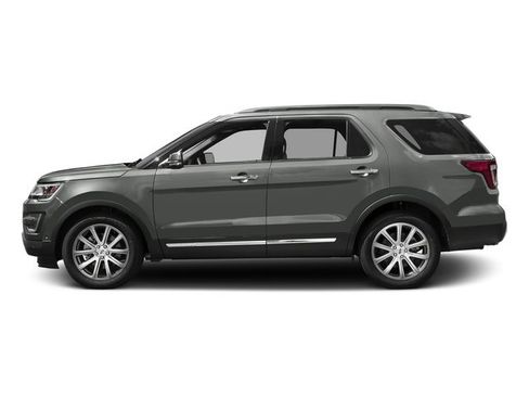 Used 2017 Ford Explorer Limited w/ Equipment Group 301A AWD/4WD image 3