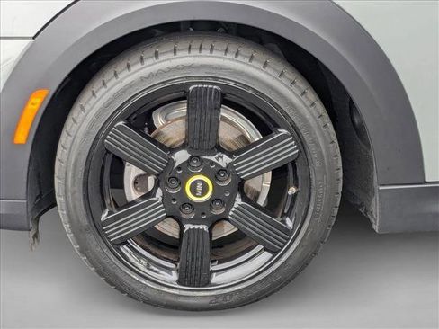 Used 2023 MINI Cooper SE image 27