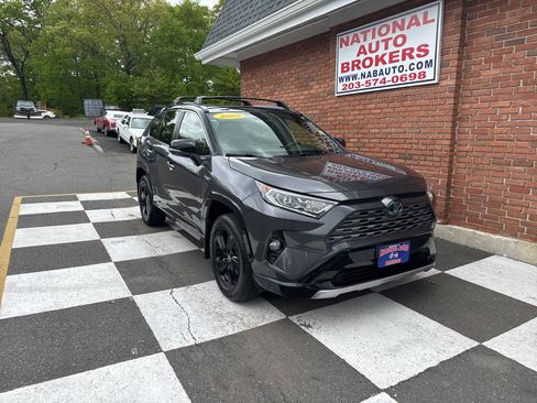Used 2020 Toyota RAV4 XSE w/ All Weather Liner Package AWD/4WD image 1