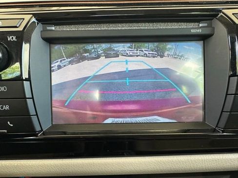 Used 2014 Toyota Corolla LE image 5