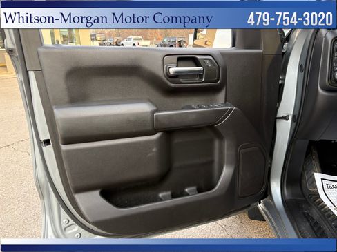 Used 2024 Chevrolet Silverado 1500 Custom image 11