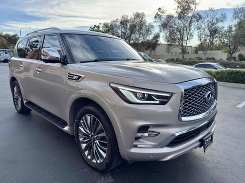 Used 2019 INFINITI QX80 Luxe w/ 22" Wheel Package AWD/4WD image 10