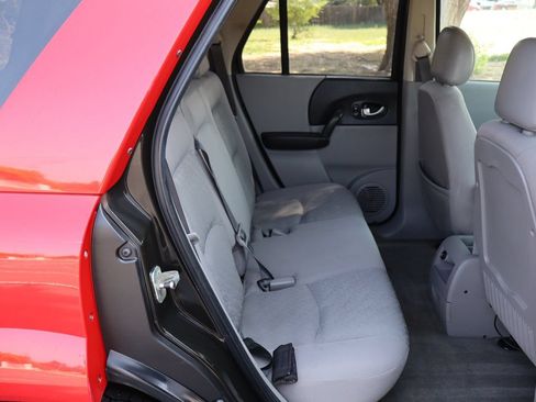 Used 2005 Saturn Vue 2WD w/ Sport Plus Pkg image 21