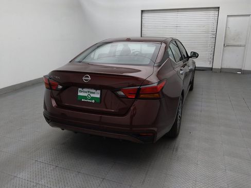 Used 2025 Nissan Altima 2.5 SV FWD image 7