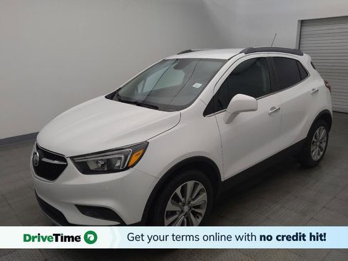 Used 2020 Buick Encore Preferred FWD image 1
