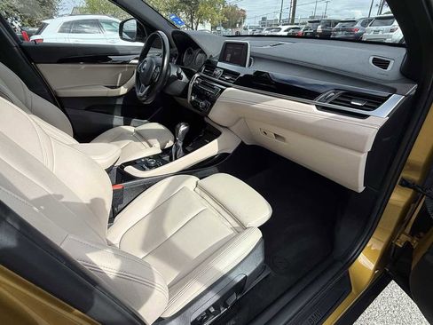 Used 2018 BMW X2 sDrive28i w/ Convenience Package image 11