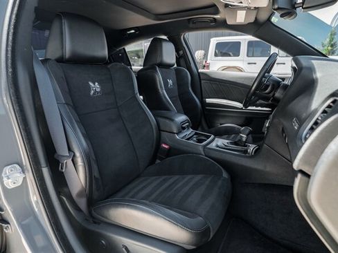 Used 2018 Dodge Charger R/T Scat Pack RWD image 26