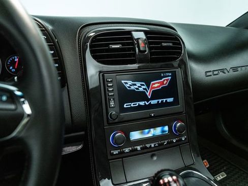 Used 2013 Chevrolet Corvette 427 w/ Battery Protection Package RWD image 26