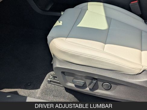 New 2025 Nissan Murano SL image 16