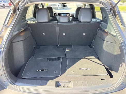 Used 2025 Nissan Kicks SR AWD/4WD image 22