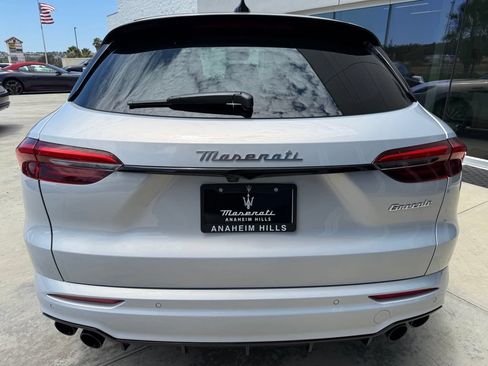 Used 2025 Maserati Grecale Modena AWD/4WD image 9