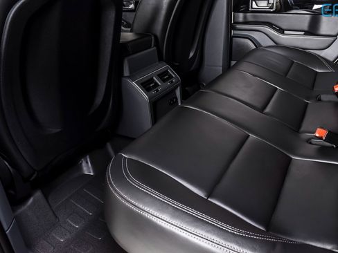 Used 2024 INEOS Grenadier Fieldmaster Edition image 17