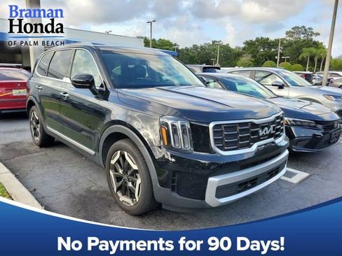 Used 2023 Kia Telluride S w/ S Sunroof Package AWD/4WD image 1