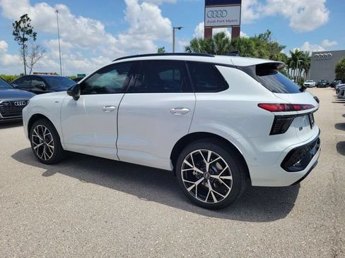 New 2026 Audi Q3 quattro 2.0T AWD/4WD image 4