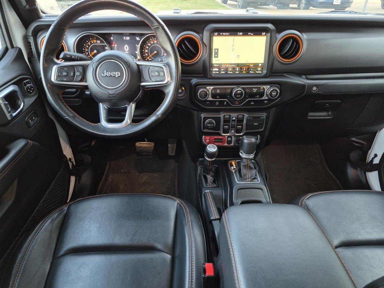 Used 2023 Jeep Gladiator Mojave AWD/4WD image 16
