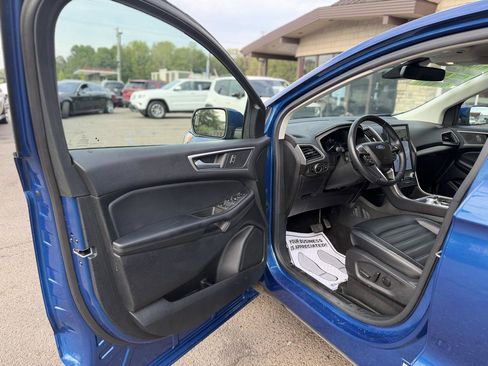 Used 2023 Ford Edge ST-Line AWD/4WD image 11