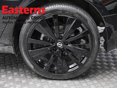 Used 2019 Nissan Altima 2.5 SR w/ SR Premium Package image 8