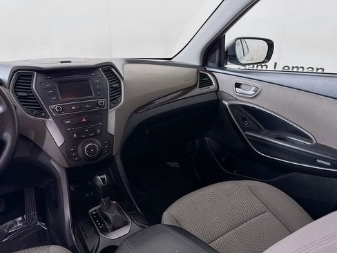 Used 2017 Hyundai Santa Fe Sport AWD/4WD image 21
