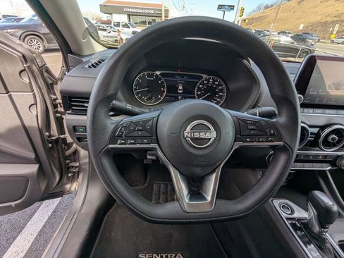 Used 2024 Nissan Sentra SV image 16