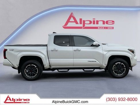 Used 2024 Toyota Tacoma TRD Sport AWD/4WD image 6