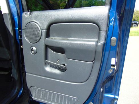 Used 2004 Dodge Ram 3500 Truck SLT w/ Trailer Tow Group image 50