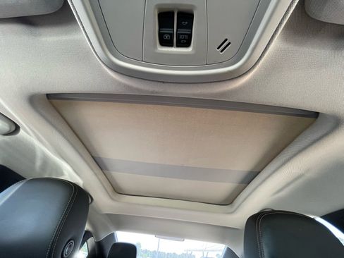 Used 2017 Chevrolet Impala Premier w/ Enhanced Convenience Package FWD image 18