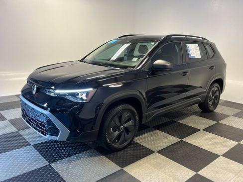 Certified 2025 Volkswagen Taos S FWD image 3