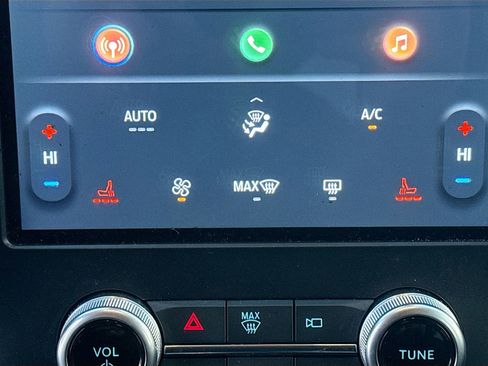 Used 2024 Ford Edge SEL w/ Convenience Package image 23