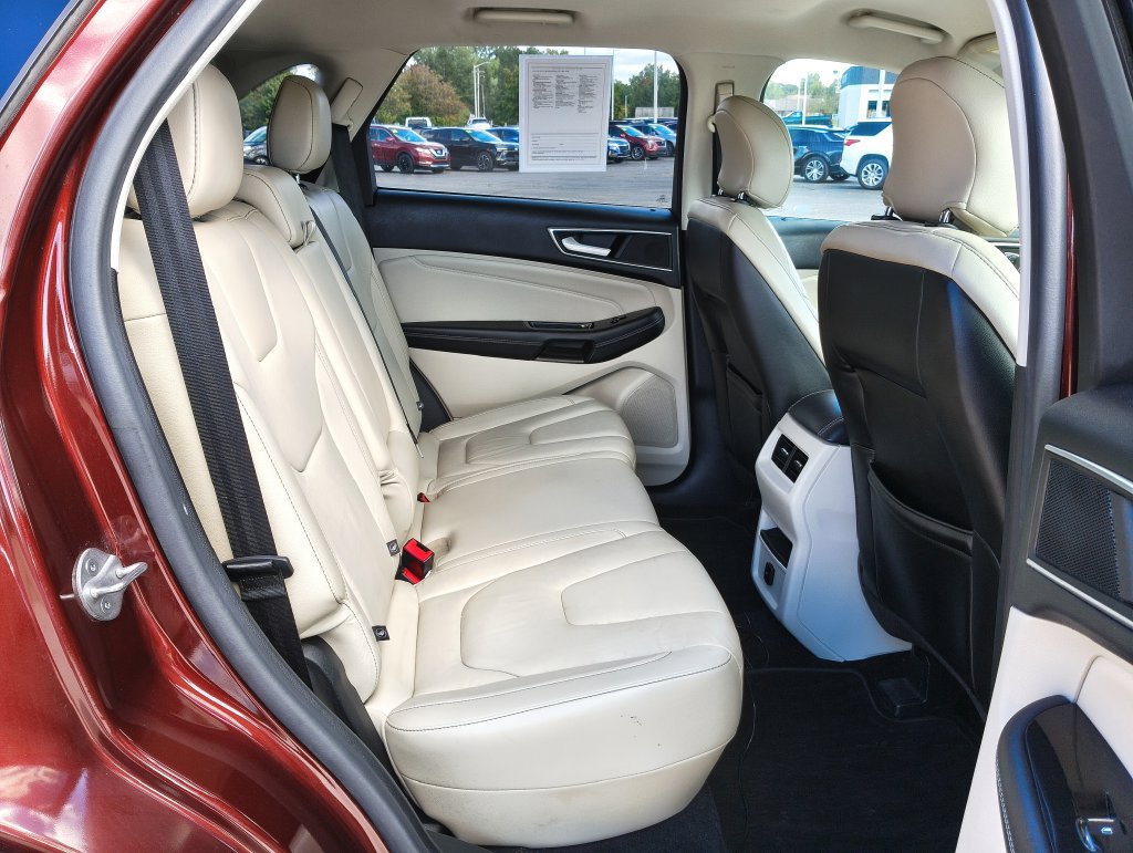 Used 2015 Ford Edge Titanium AWD/4WD image 18