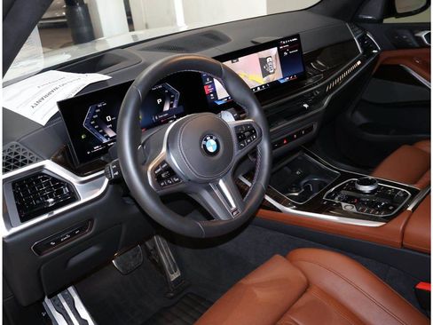 Used 2025 BMW X7 M60i w/ Executive Package AWD/4WD image 12