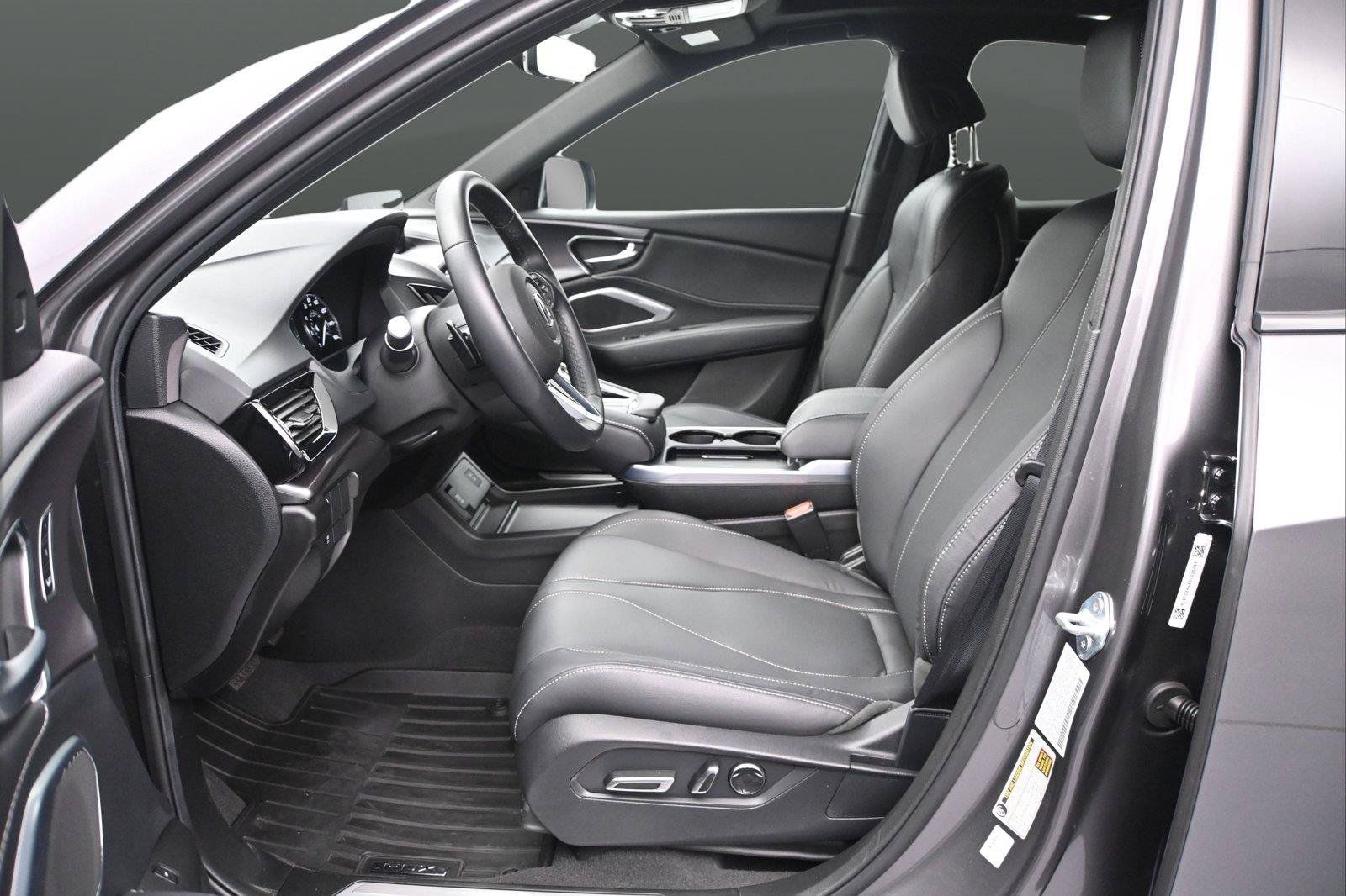 Used 2025 Acura RDX SH-AWD image 8
