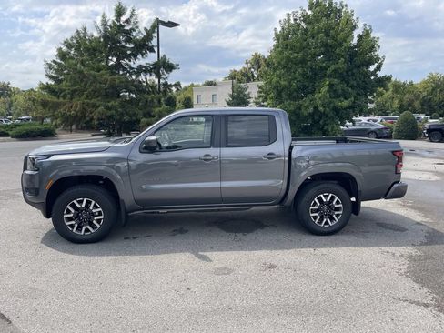 New 2027 Nissan Frontier SV w/ SV Convenience Package AWD/4WD image 6