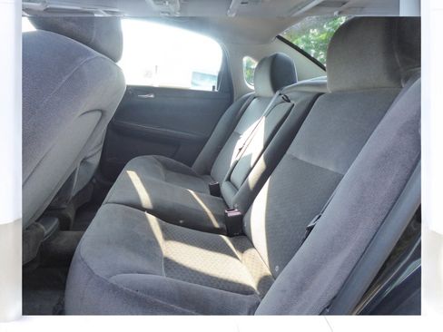 Used 2012 Chevrolet Impala LT w/ LT Sunroof Package image 17