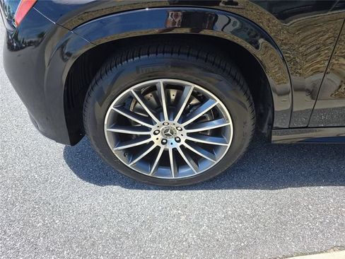 Certified 2024 Mercedes-Benz GLE 450e 4MATIC image 11