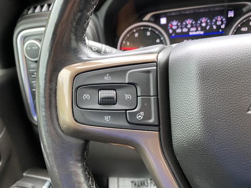 Used 2022 Chevrolet Silverado 2500 High Country AWD/4WD image 19