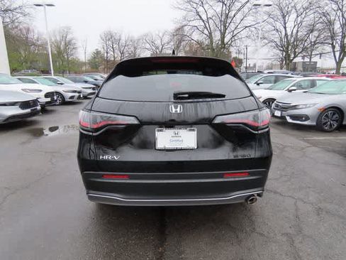 Certified 2025 Honda HR-V Sport image 5