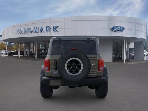 New 2026 Ford Bronco Big Bend w/ Black Diamond Package AWD/4WD image 5