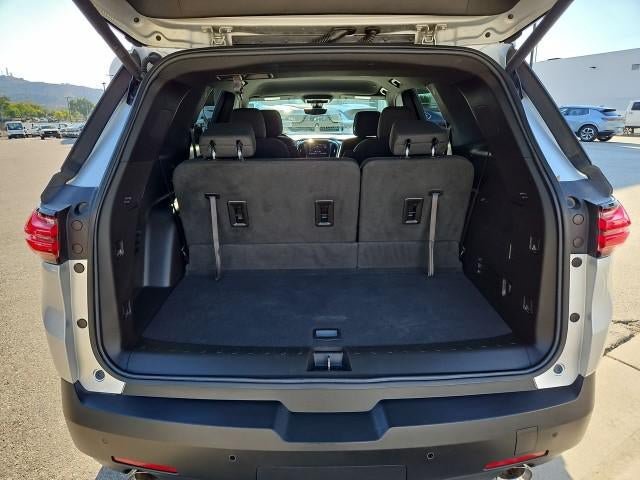 Used 2022 Chevrolet Traverse LT FWD image 25