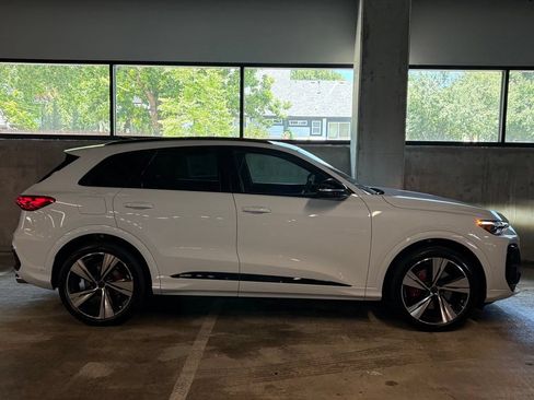 New 2026 Audi SQ5 Premium Plus AWD/4WD image 10