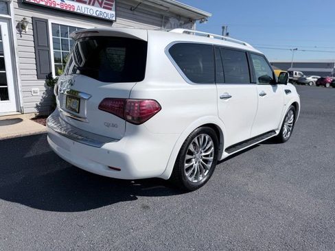 Used 2016 INFINITI QX80 4WD w/ Deluxe Technology Package image 4