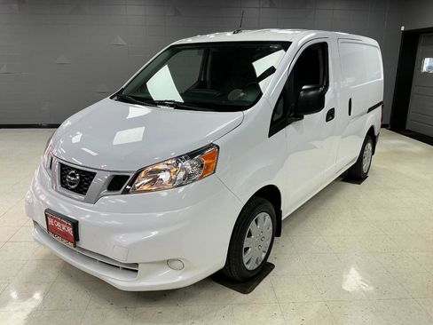 Used 2020 Nissan NV200 S image 5