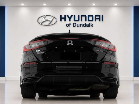 Used 2024 Honda Civic Sport image 6