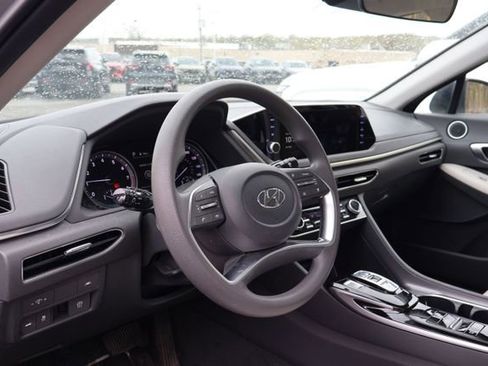Used 2023 Hyundai Sonata SEL FWD image 6