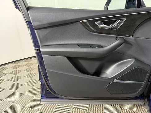 Used 2022 Audi Q7 3.0T Premium Plus w/ Premium Plus Package image 24