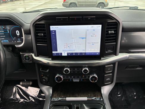 Used 2023 Ford F150 Lariat image 24