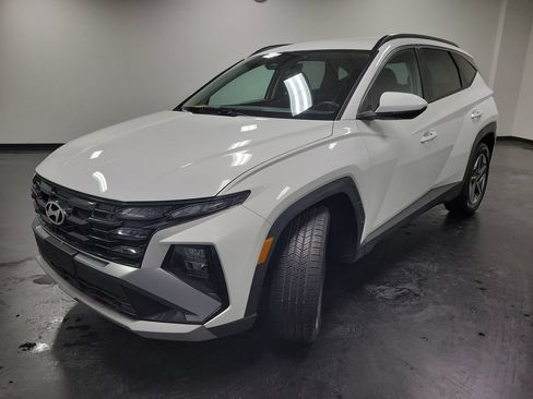 Used 2025 Hyundai Tucson SEL FWD image 4