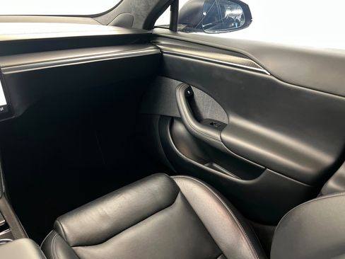 Used 2022 Tesla Model S Plaid AWD/4WD image 10